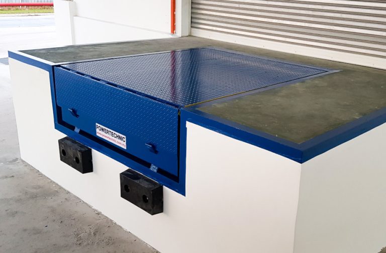 提高工作效率与保障安全——现代码头装卸货升降平台的重要性缩略图 提高工作效率与保障安全——现代码头装卸货升降平台的重要性缩略图