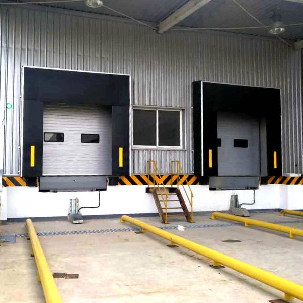 机械式门封与海绵式门封:选择适合您企业的装卸设备缩略图 机械式门封与海绵式门封:选择适合您企业的装卸设备缩略图